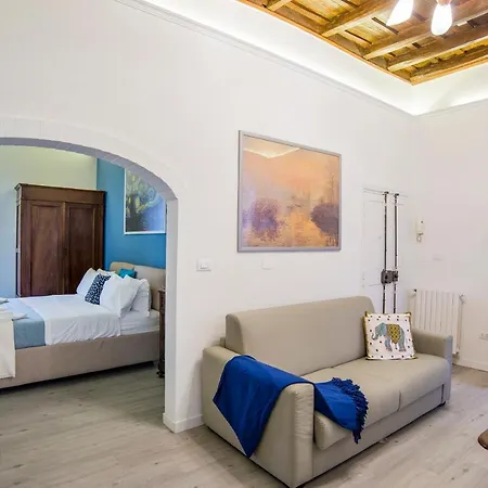 Colosseum/panisperna Nina With Terrace Рим