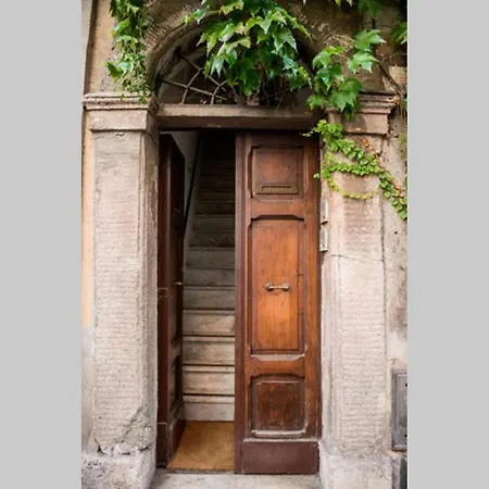 Colosseum/panisperna Nina With Terrace Apartment *